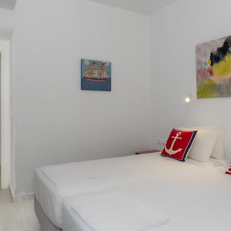 Stratos By Mroom Apartments Makrýgialos エクステリア 写真