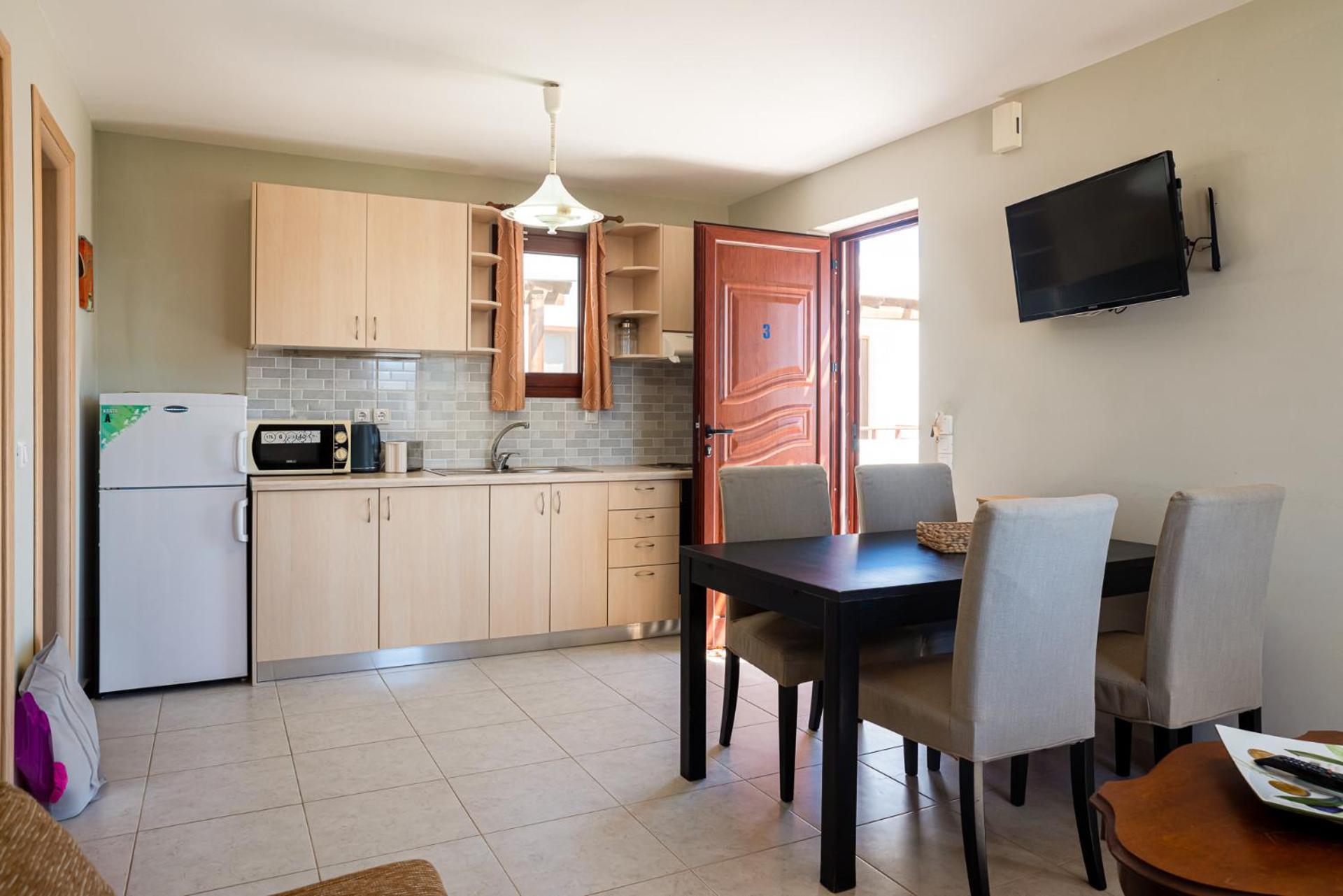 Stratos By Mroom Apartments Makrýgialos エクステリア 写真