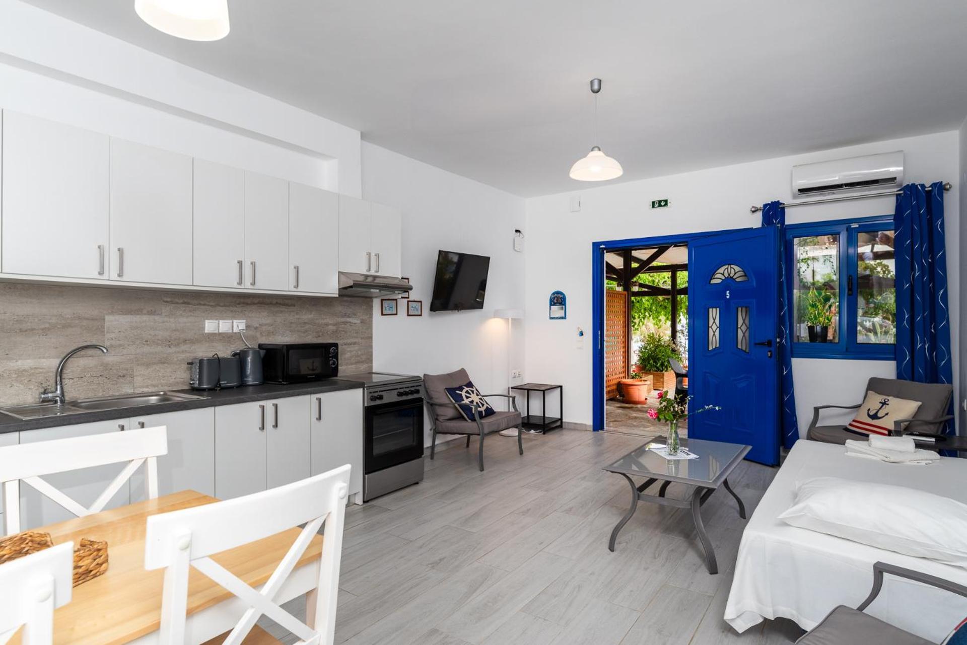 Stratos By Mroom Apartments Makrýgialos エクステリア 写真
