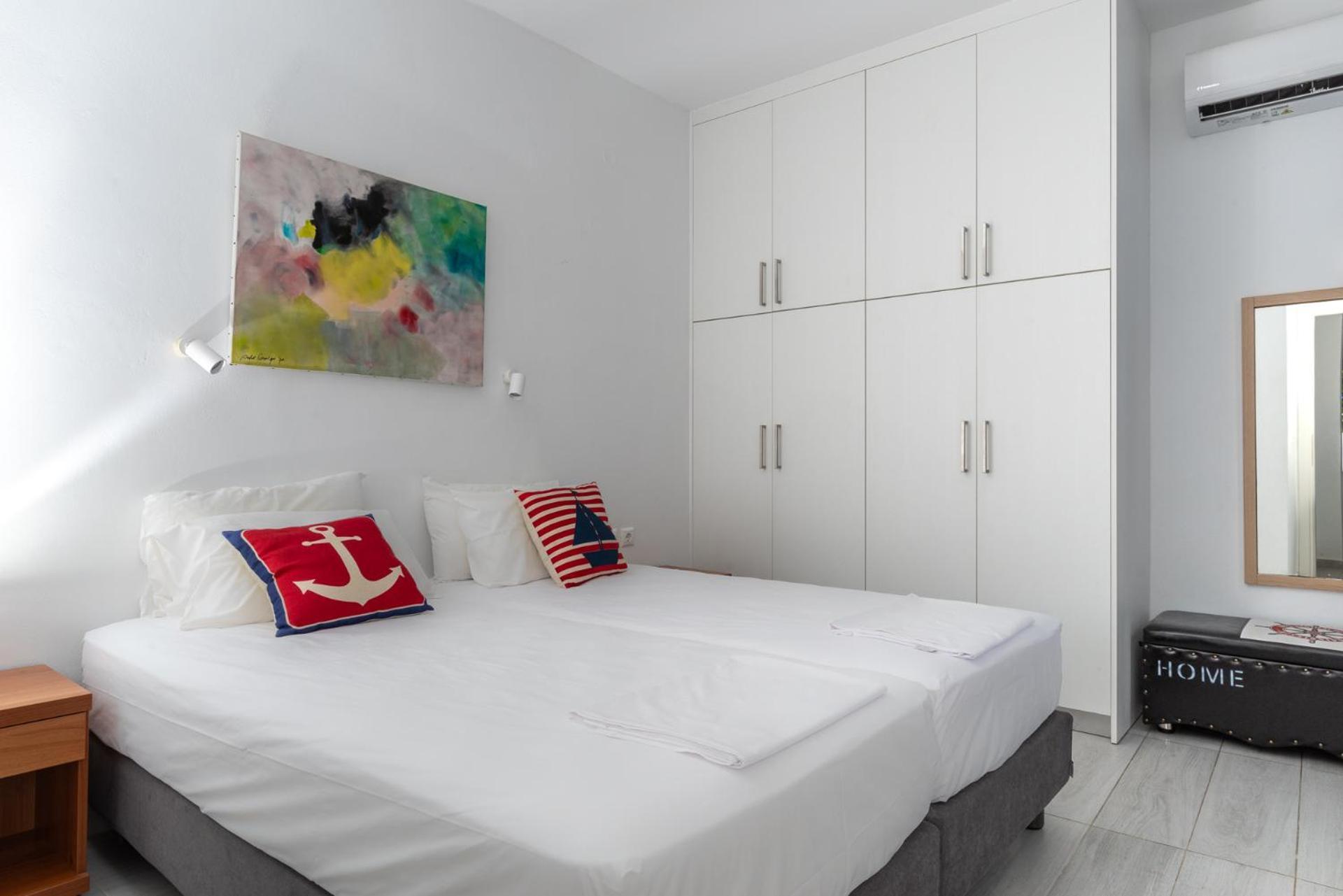 Stratos By Mroom Apartments Makrýgialos エクステリア 写真