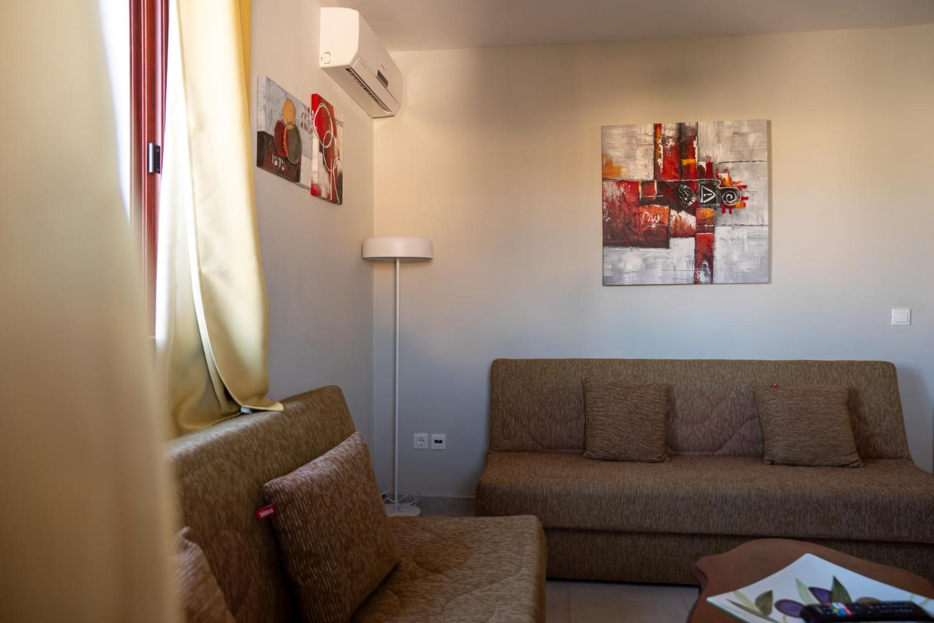 Stratos By Mroom Apartments Makrýgialos エクステリア 写真